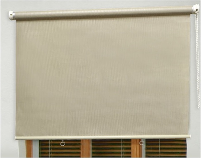 OUTDOOR SUN SCREEN ROLLER BLINDS